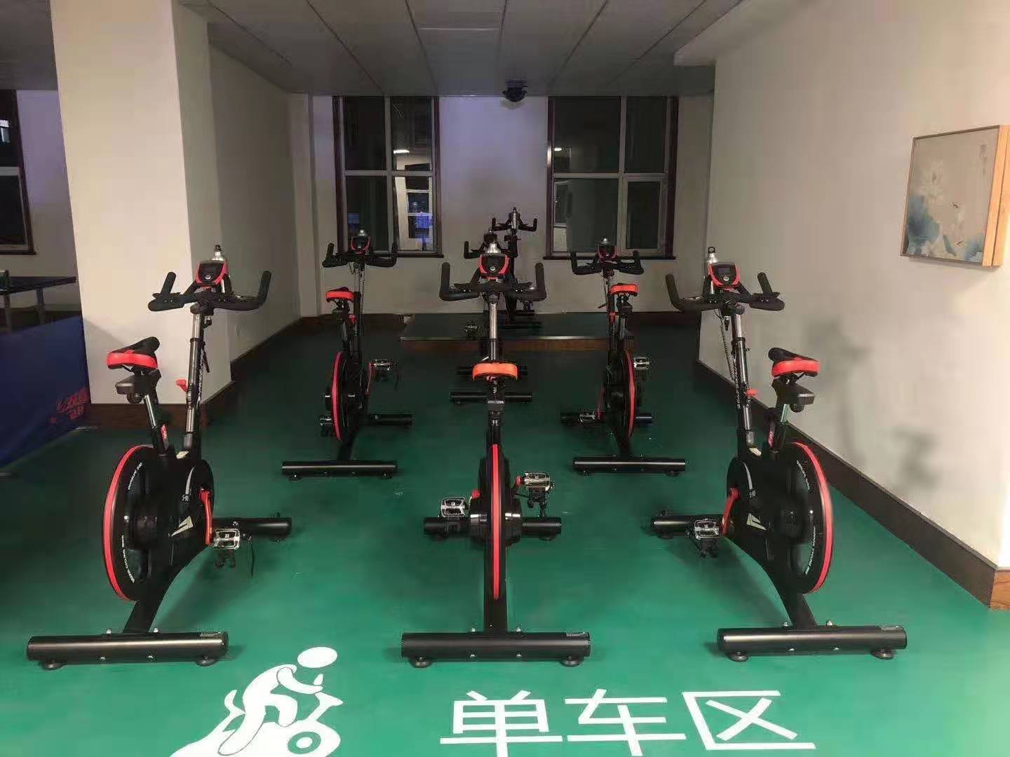 椭圆机和小猪视频鸭脖视频APP下载安装哪个好